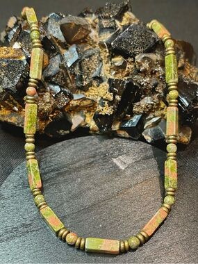 🌑Estate Genuine Unakite Gemstone Beaded Necklace🌑